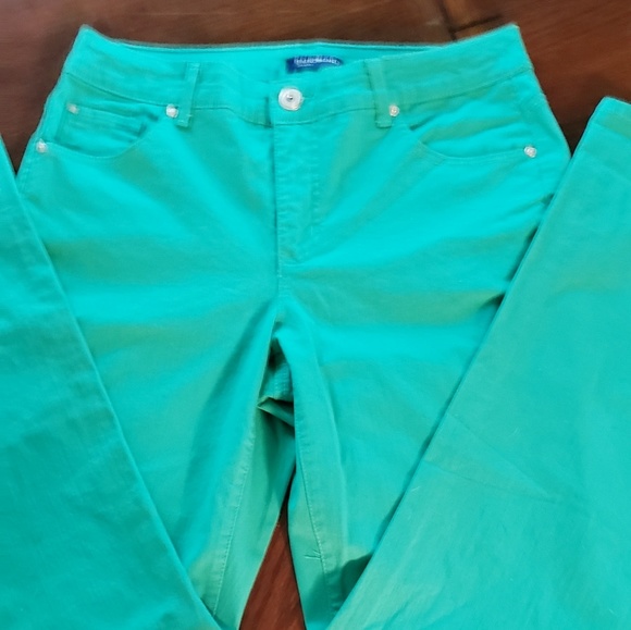 New without tags green denim jeans - Picture 2 of 3